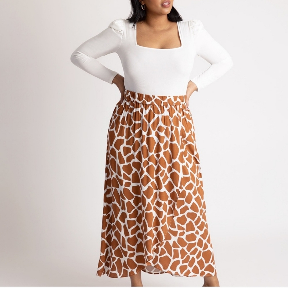 Giraffe Printed Pull-on Faux Wrap Skirt